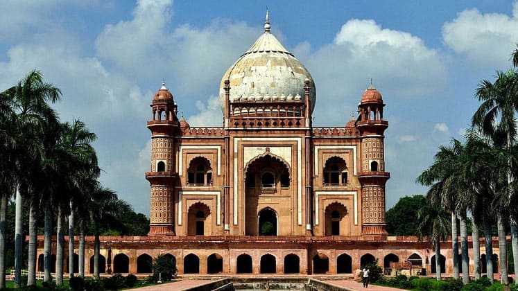 Safdarjung Tomb